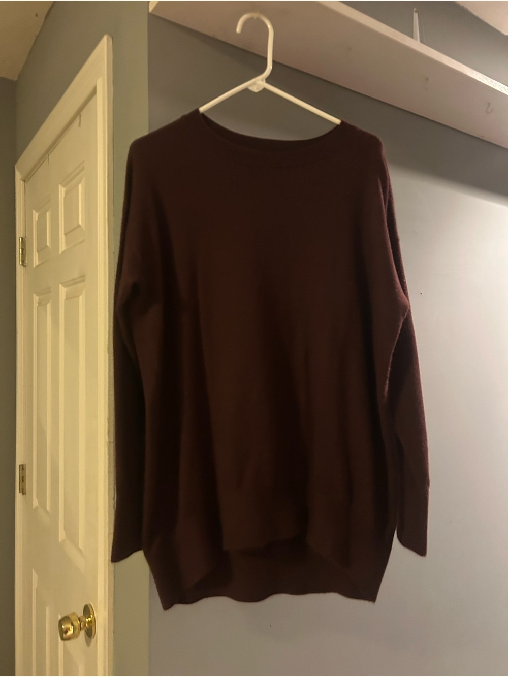Isaac Mizrahi Crewneck Sweater in Burgundy